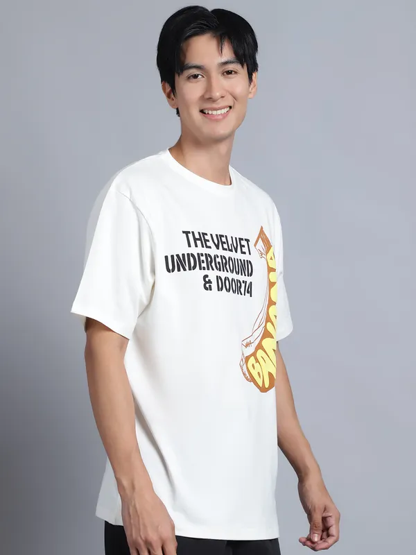 Off White Cotton Printed Oversized T-Shirt For Men - Image 3