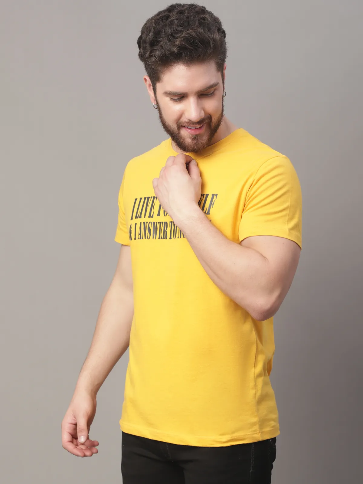 Yellow Cotton Printed Regular Fit T-Shirt For Men - Image 4