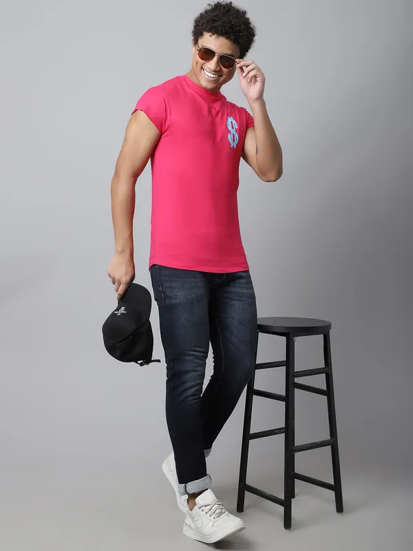 Pink Cotton Printed Regular Fit T-Shirt For Men - Image 4
