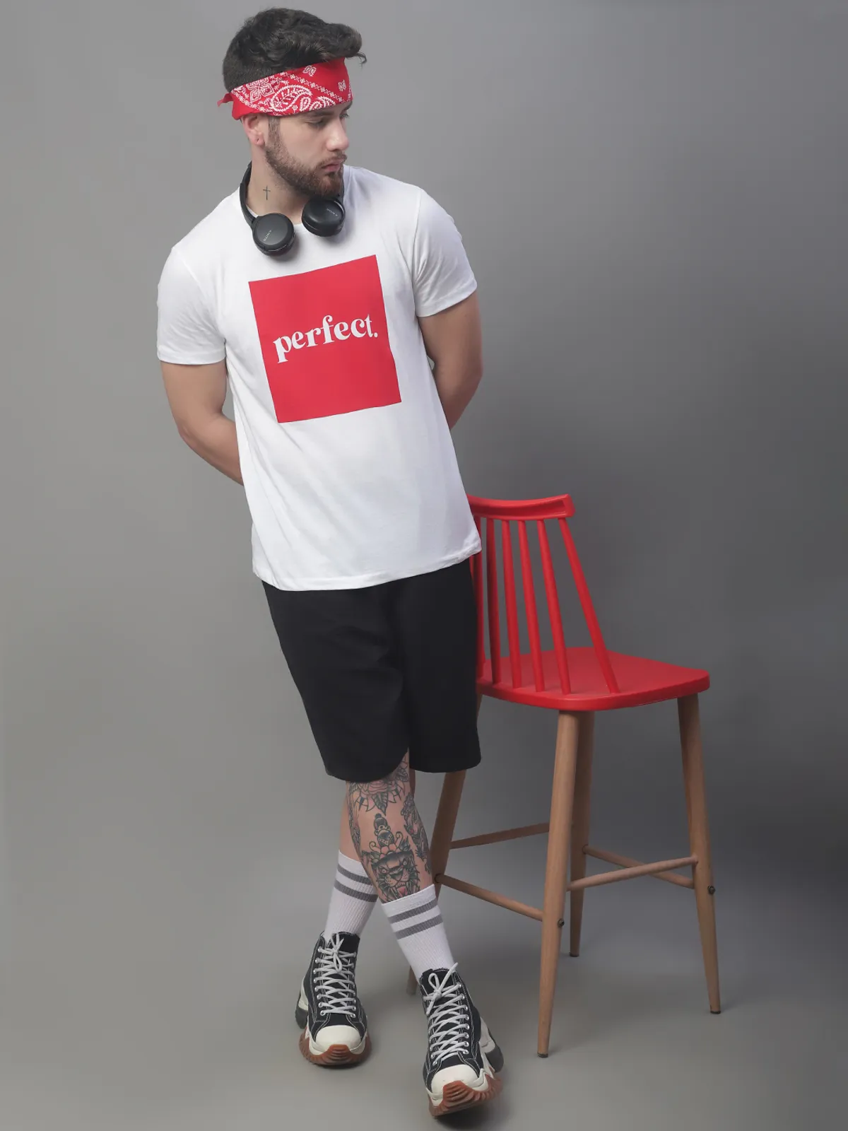 White Cotton Printed Regular Fit T-Shirt For Men - Image 2