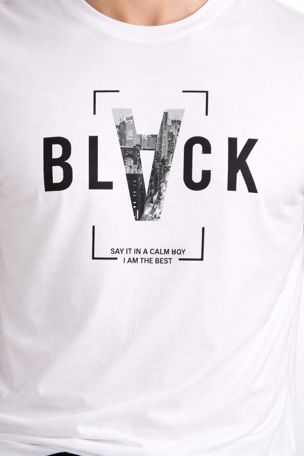 BLACK REGULAR FIT TSHIRT - Image 5